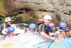 FWT riding high on the bow with Exploradores, Rio Pacuare