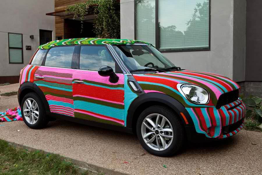JustaCarGal Yarn Bombing
