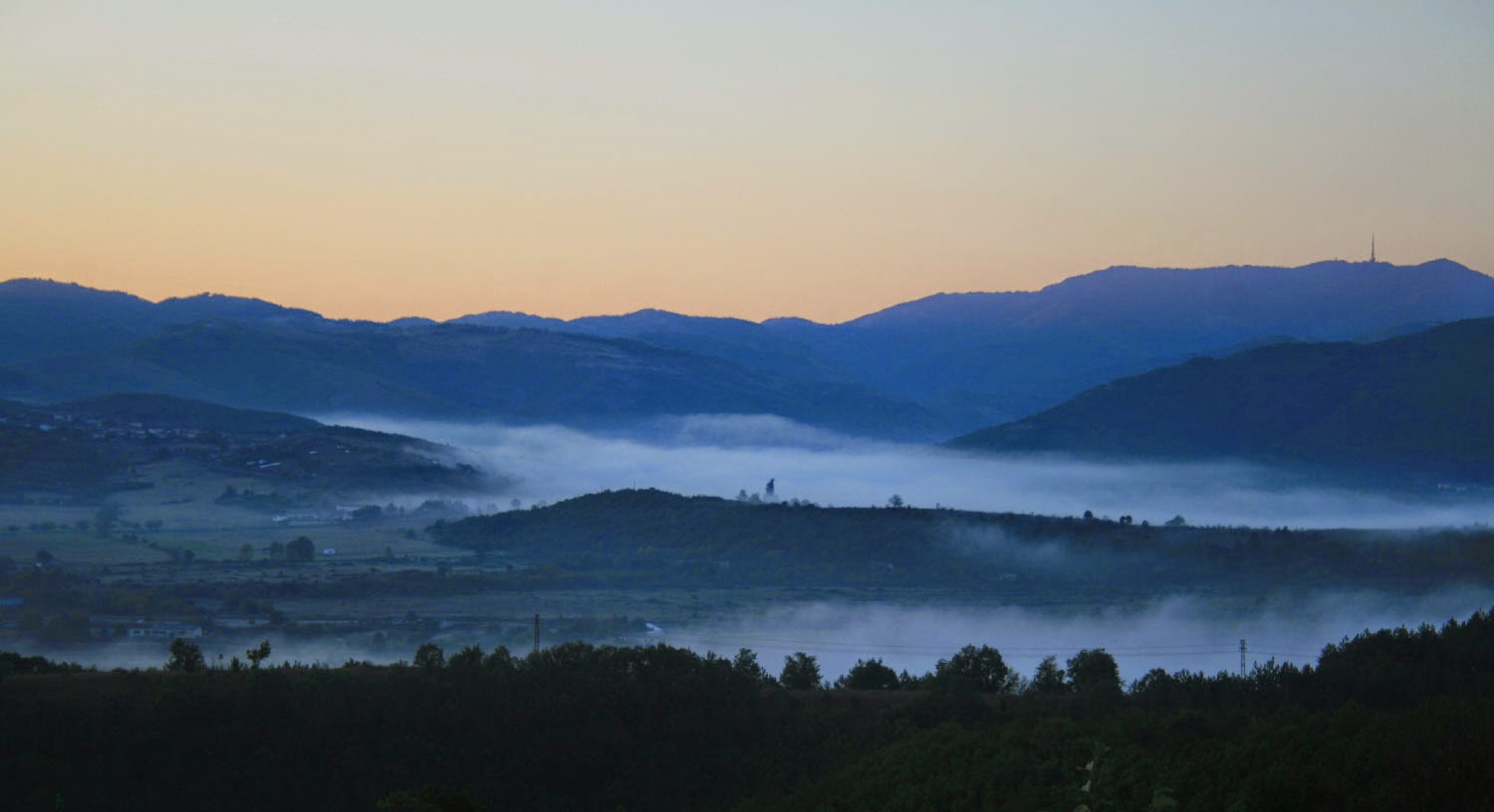 Mist in the valley from the roof Mist in the valley from the roof
