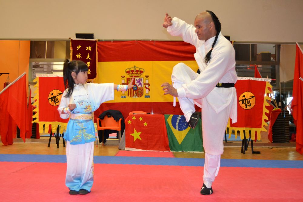 Kung-Fu, Cursos Clases Artes Marciales Infantil y Adultos Tlf 626 992 139 Master Senna y Paty Lee