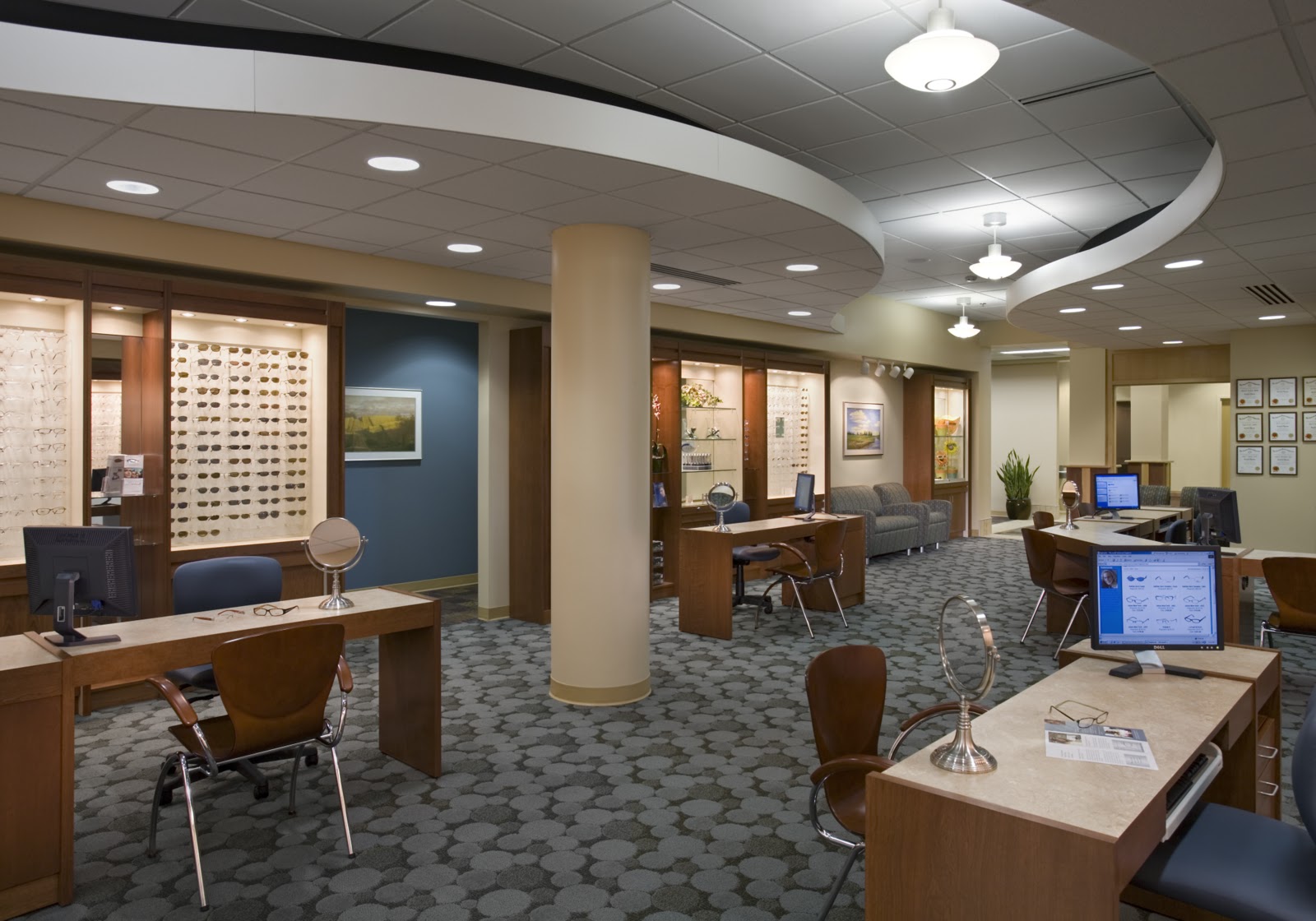 P.J. Hoerr, Inc. Illinois Eye Center Peoria, IL