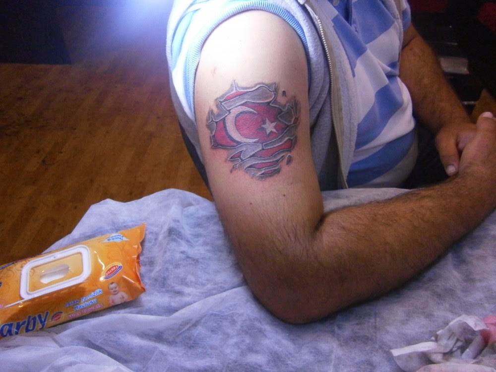 Sevimli Turk Bayragi Dovme J9g