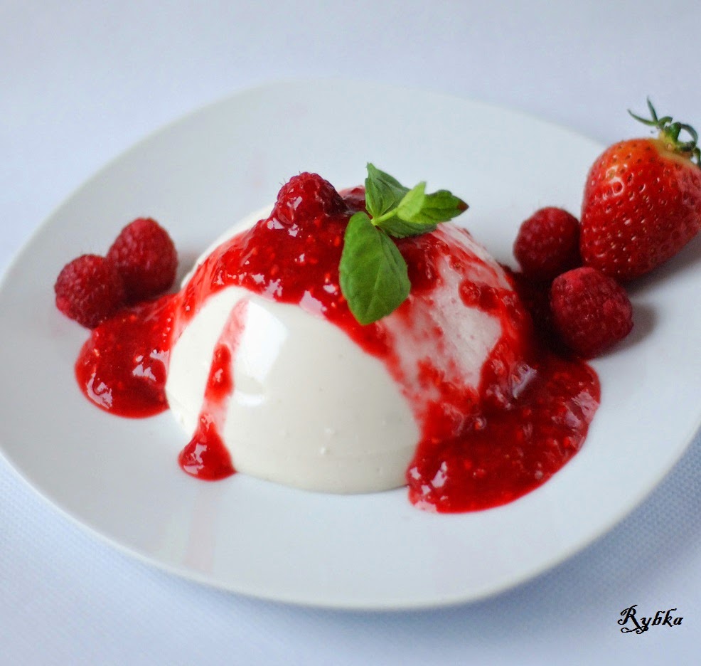 Pasja tworzenia Panna cotta z mascarpone i malinami