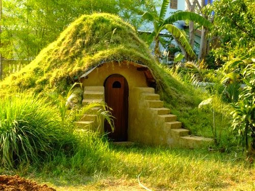 11-How-to-Build-an-Earthbag-Dome-Small-Homes-Offices-&-Other-www-designstack-co