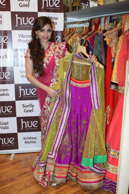 Soha Ali Khan at 'Hue' New Collections launch 