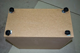 Tu Organizas.: Cesto de roupas na lavanderia