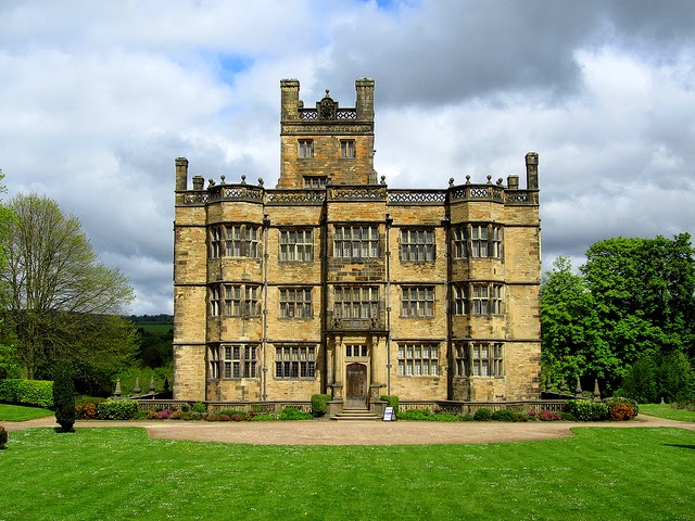 アンティークな家との対話 Q 窓税のイギリスの建築スタイルへの影響は？