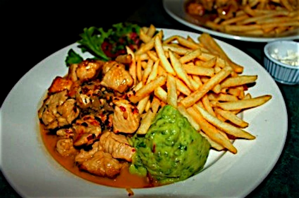 Tartine's Spicy Chicken with Guacamole Bevy Richmond