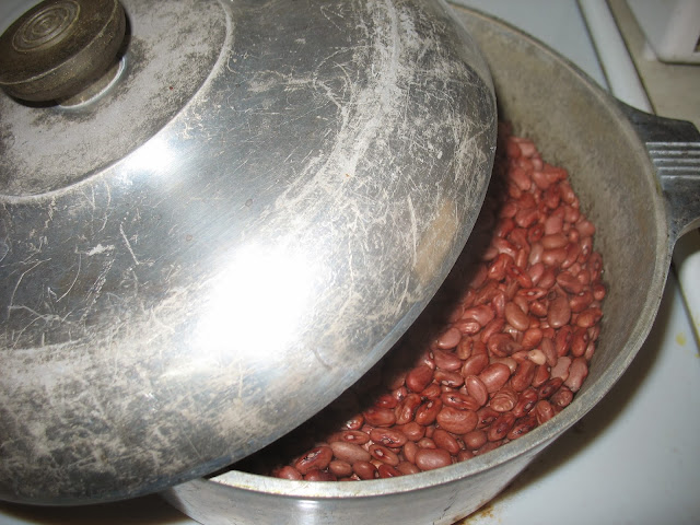 red beans, kidney beans, old cooking pot, cooking pot