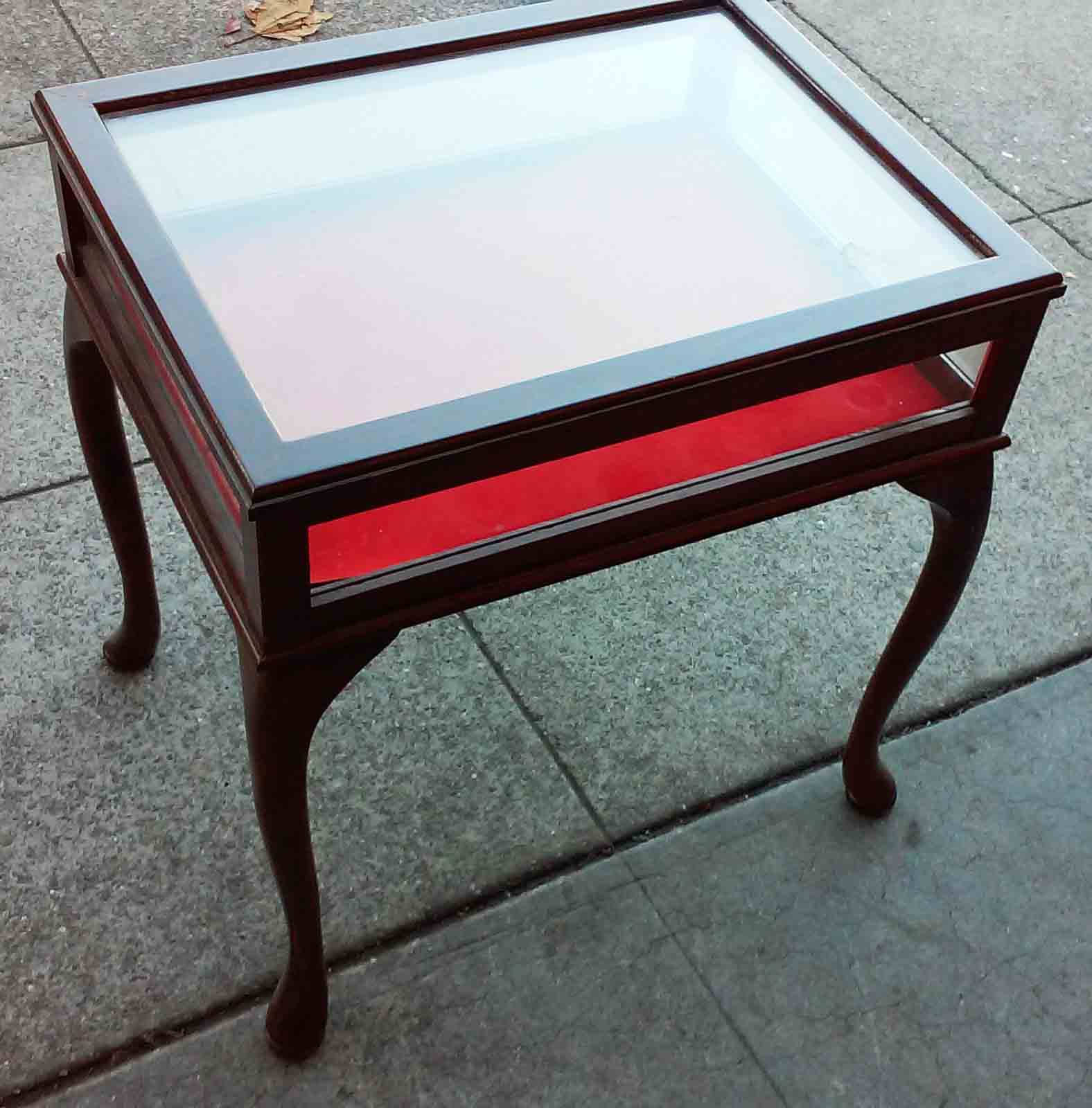 UHURU FURNITURE & COLLECTIBLES SOLD Display Case End Table 50