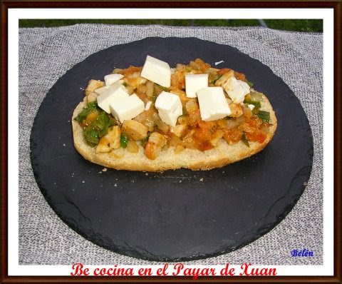 Molletes Tostadas Con Pisto, Lomo Y Queso