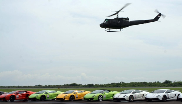 Automotive Cars In The World 23 Lamborghini Perform Finish Yogyakarta Touring Together