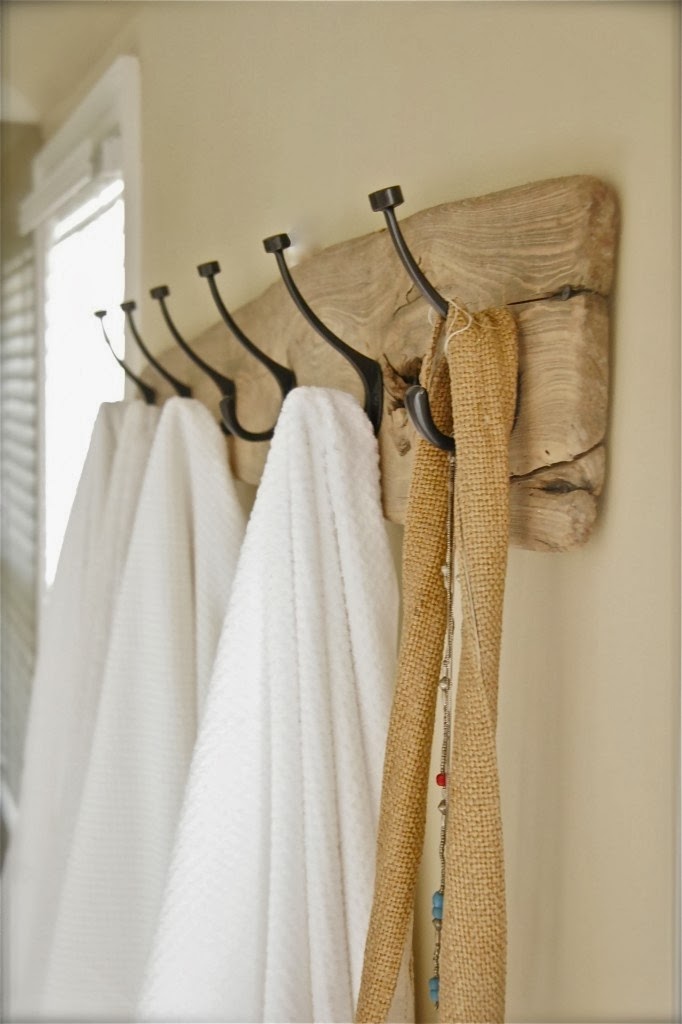 refresheddesigns. natural design driftwood DIY ideas