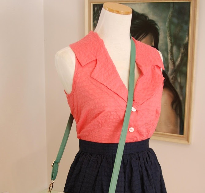 Pretty Clever Your daily dose of pretty Green Mini Messenger Bag from