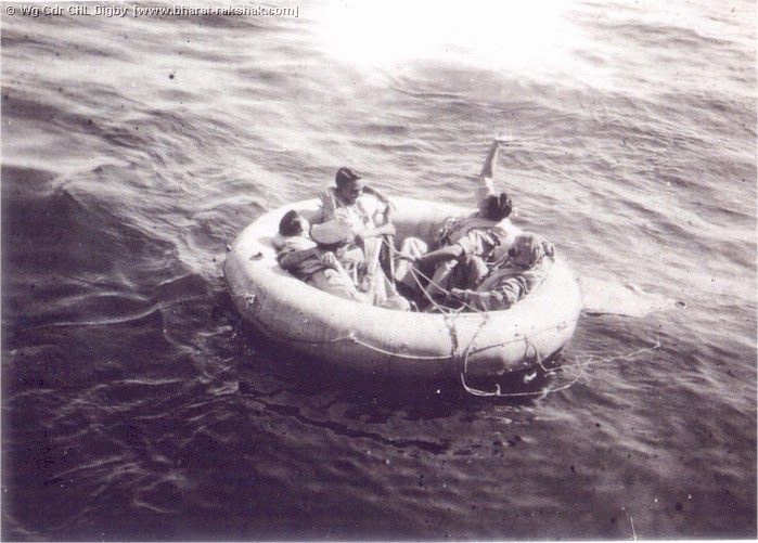 Louis Zamperini Hallucination at Sea; soldiers stranded; pacific ocean