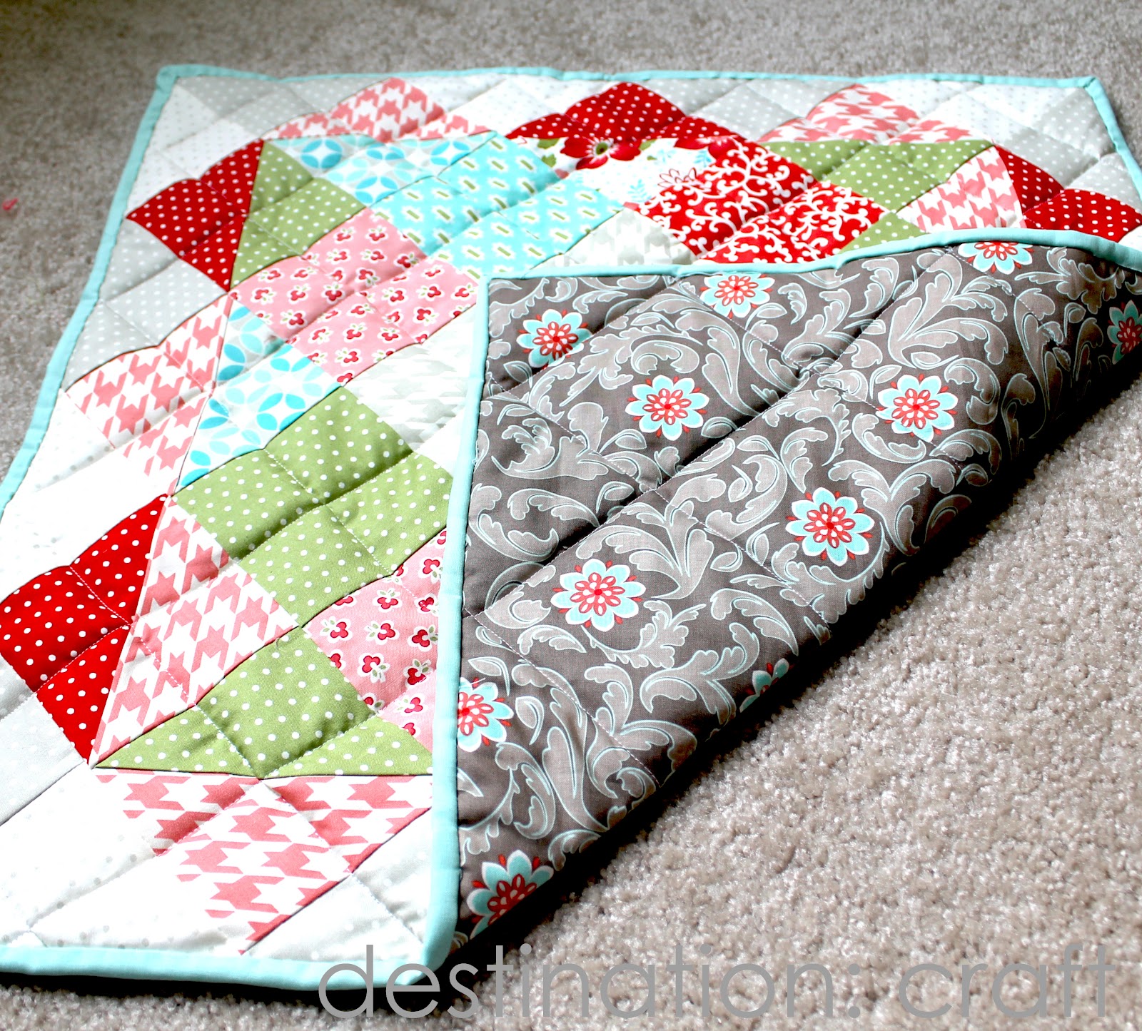 Destination Craft Vintage Modern Table Top Quilt