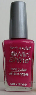 Wet´n´Wild Wild Shine nail color in E454D review swatches