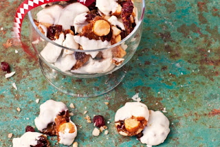 Macadamia, cranberry and white chocolate florentines Recipe Macadamia, cranberry and white chocolate florentines Recipe