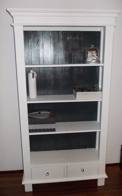 Nelleke\'s Hobbyhoekje: Boekenkast..... Nelleke\'s Hobbyhoekje: Boekenkast.....