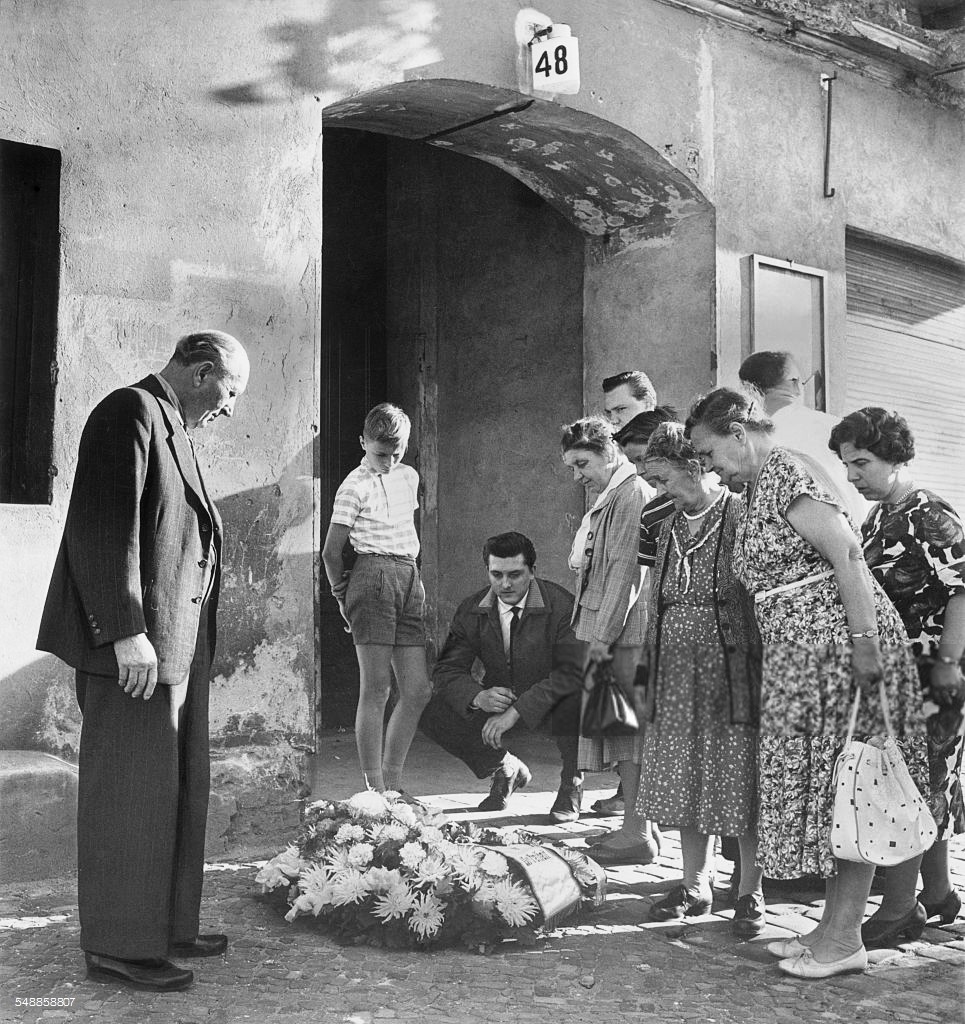 Ida Siekmann Message Of The East Berlin People S Police On Her