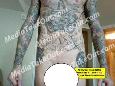 Gay Las Vegas: Anyone wanna see TRAVIS BARKER of BLINK 182 in DA BUFF? Gay Las Vegas: Anyone wanna see TRAVIS BARKER of BLINK 182 in DA BUFF?