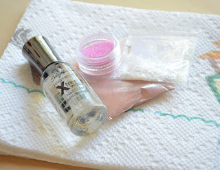 Very Enchanting: DIY Nail Polish Color