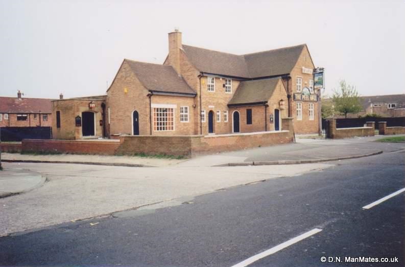 Pubs of Manchester Peel Hall, Peel Hall Road