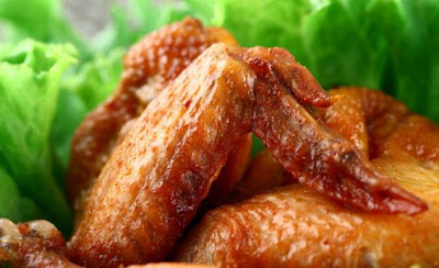 احذروا تناول اجنجة ورقاب الدجاج ..  130201_$BOX_ChickenWings.jpg.CROP.rectangle3-large