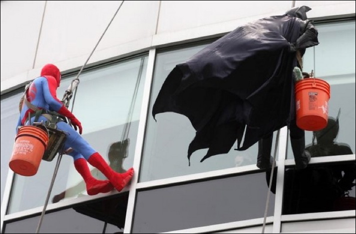 Spider-Man of Window Cleaners Comes to Tribeca