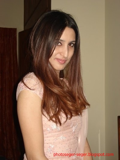 Foto Tante Arab Mancung Banget - Wow Tante