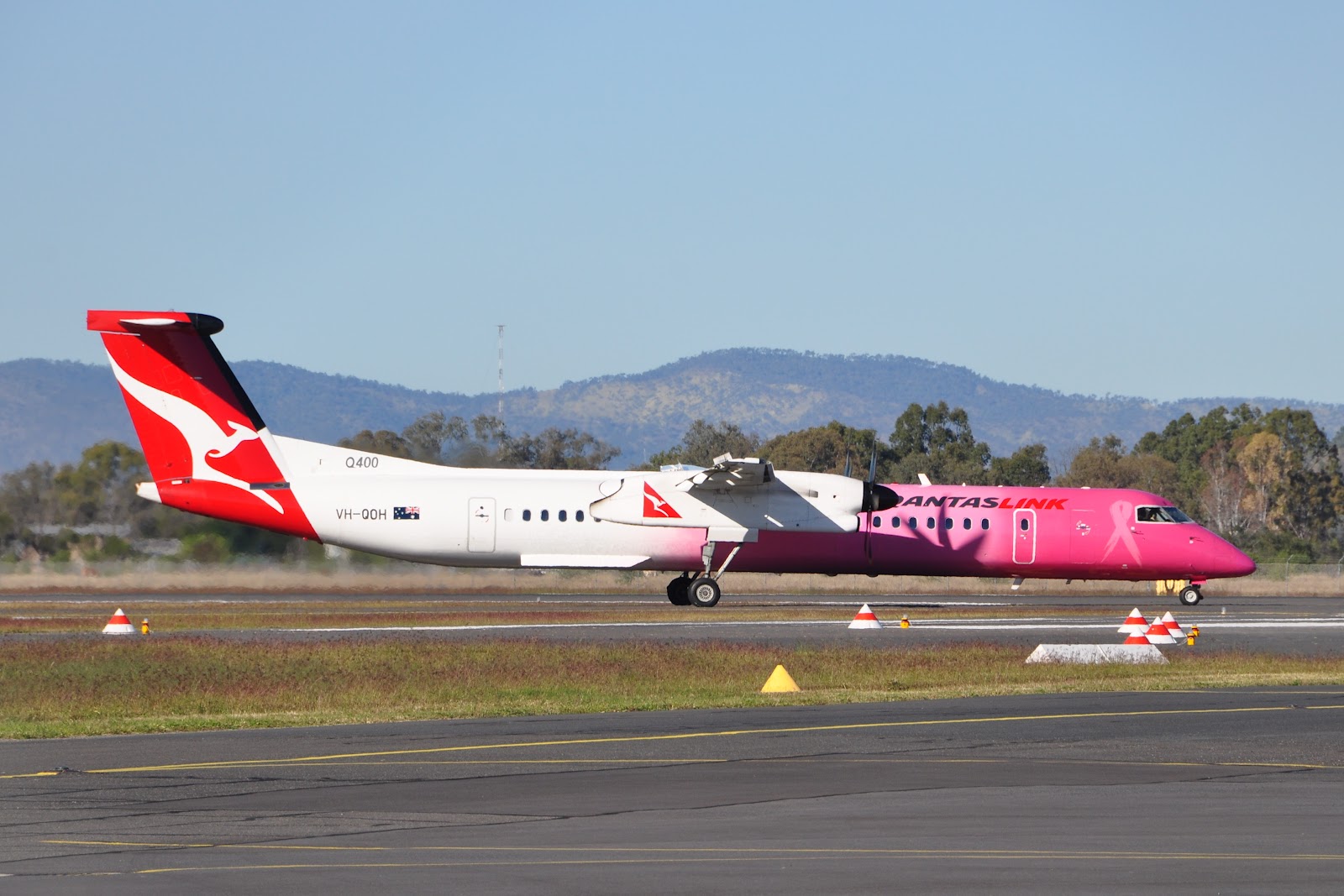 Dash 8 Qantas