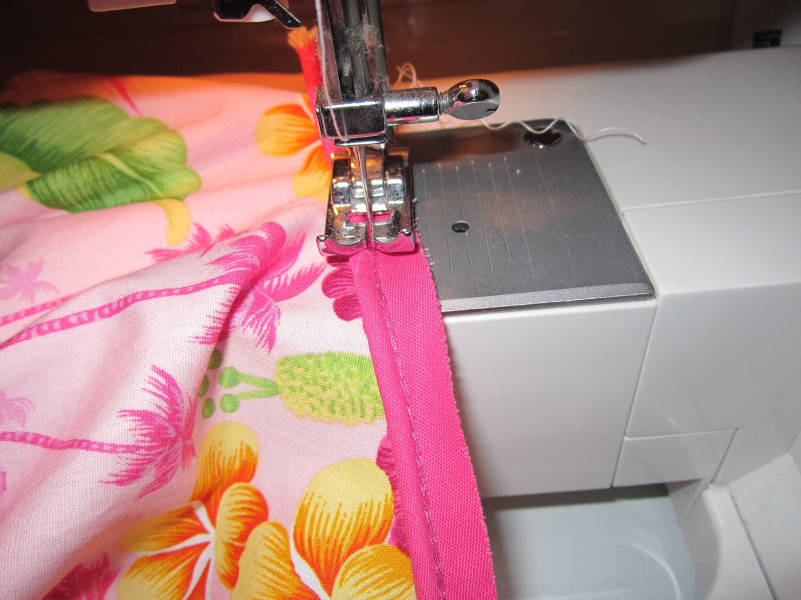 Home Living How to Apply Piping to a Neckline