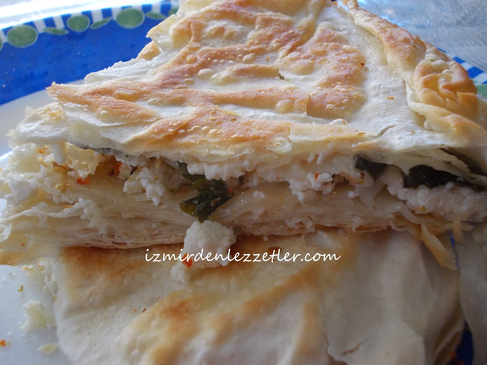 Tava Böreği İzmirdenlezzetler