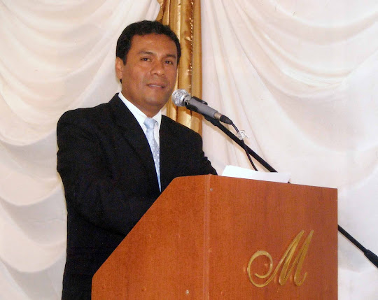 Maestro de Ceremonias Johnny Espinoza 997469010