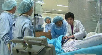 http://dramakoreasinopsis.blogspot.com/2015/09/sinopsis-obstetrics-and-gynecology-doctors-episode-4.html