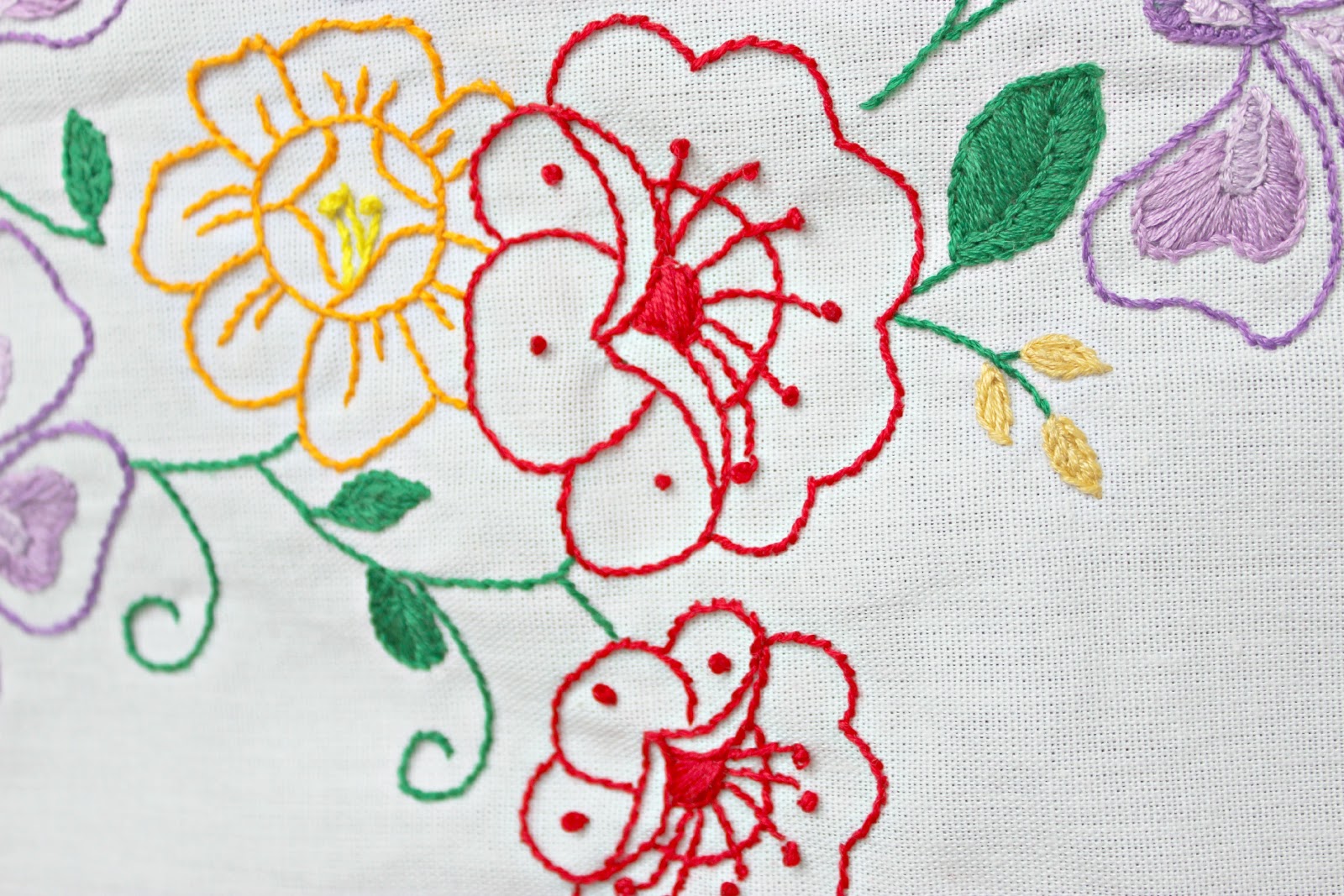 Rosy Lemmons Crafts embroidered tablecloth