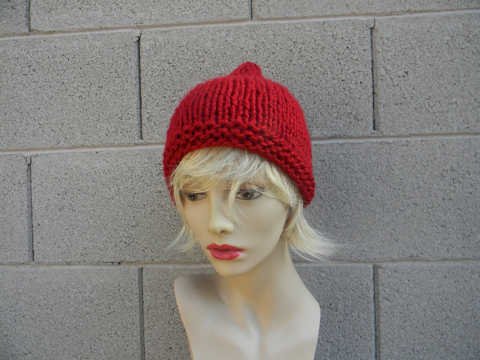 Easy pointy Pixie hat