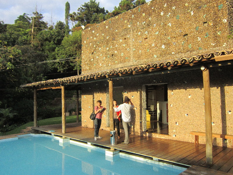 CENTRE FOR THE AESTHETIC REVOLUTION: LINA BO BARDI'S HIPPY QUARTZ