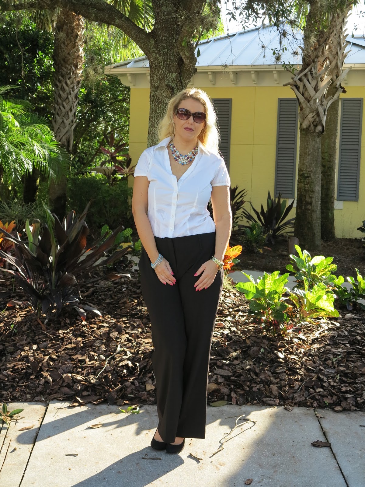 FASHION OVER 40 CAN YOU WEAR SHOULDER PADS IN A BLAZER?