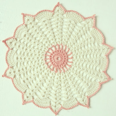 ByHaafner, crochet, doily, pastel, white and pink ByHaafner, crochet, doily, pastel, white and pink