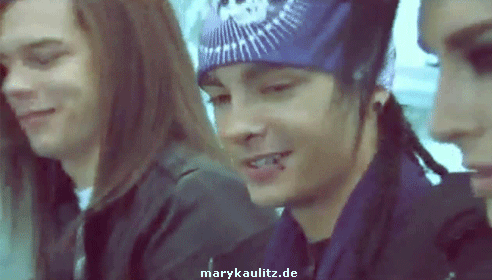 http://2.bp.blogspot.com/-IntV5EPNx8U/Tyl3V98oIII/AAAAAAAAAqU/suyc7oyJVh4/s1600/7.gif