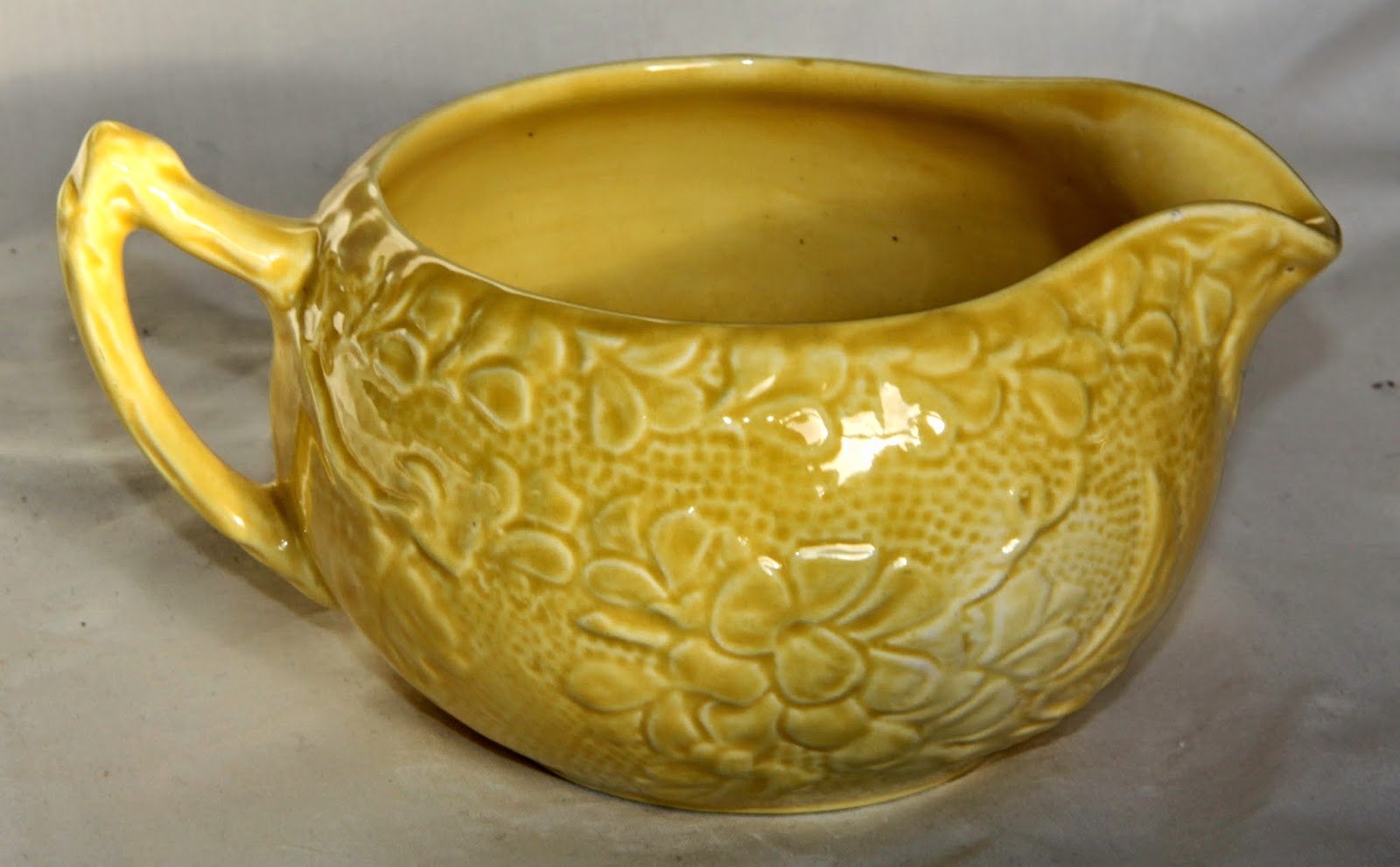 Curio Gifts Yellow Azalea Milk Jug British Anchor