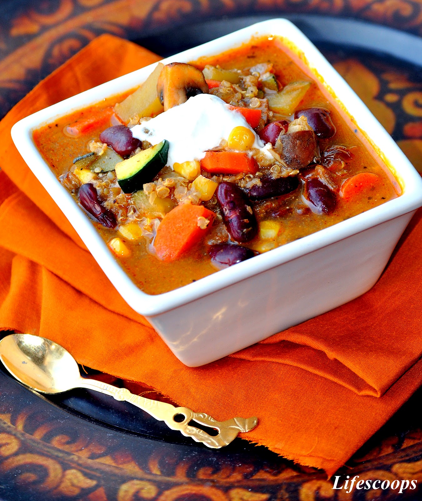 Life Scoops Quinoa, Kidney Bean and Vegetable Medley Soup