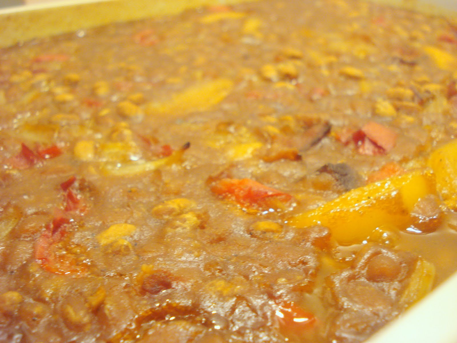 Dame Good Eats Peach BBQ Baked Beans