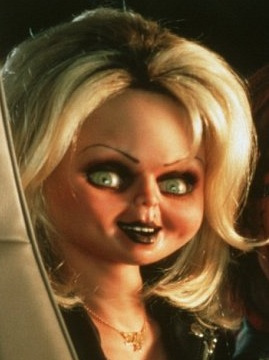 nightmares boulevard : un sangriento modo de vida: Bride of Chucky (La Novia de Chucky) (1998) - ¡Chucky se reinventa con más sangre y humor negro!