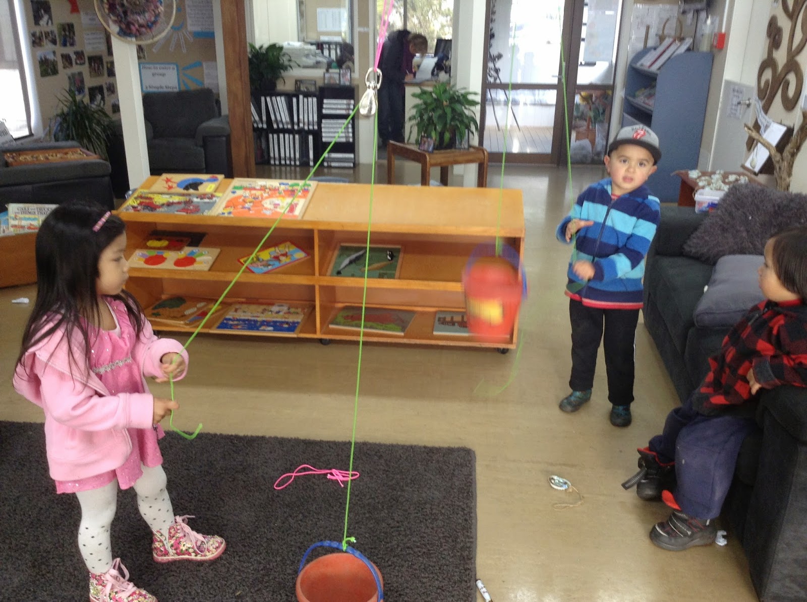 Bream Bay Kindergarten Pulley system...fostering curiosity