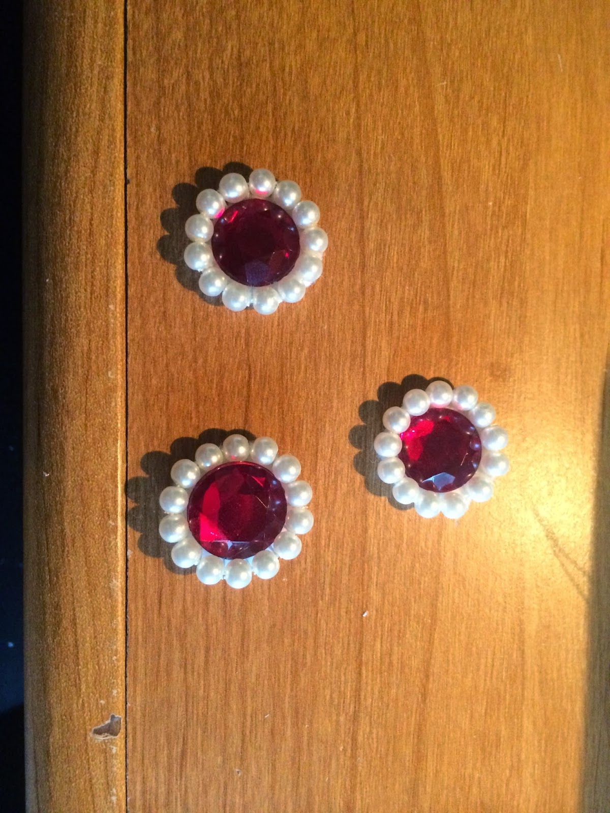 Dramatic Threads Tutorial Gem Centered Shoe Bows