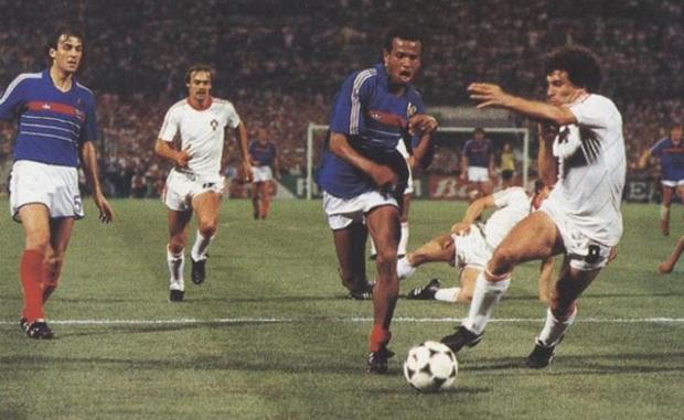 Jean-TIGANA-France-Portugal-Euro-1984