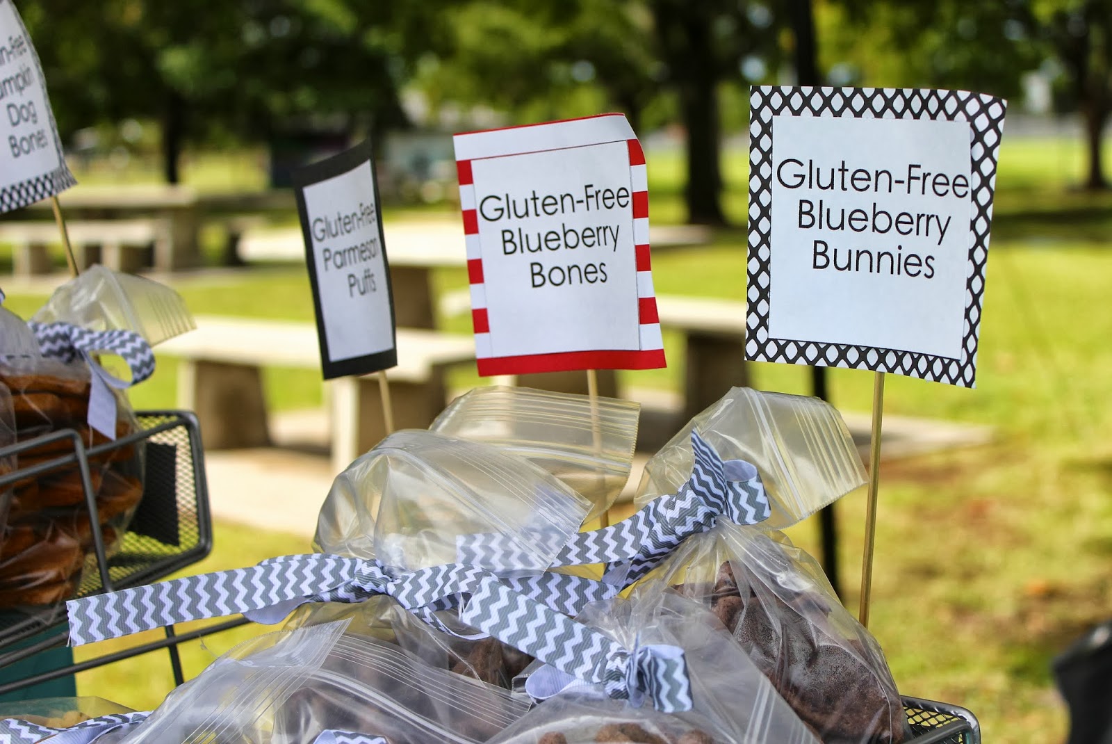 DIY Dog Treat Vendor Ideas Treat Dreams...are made of this