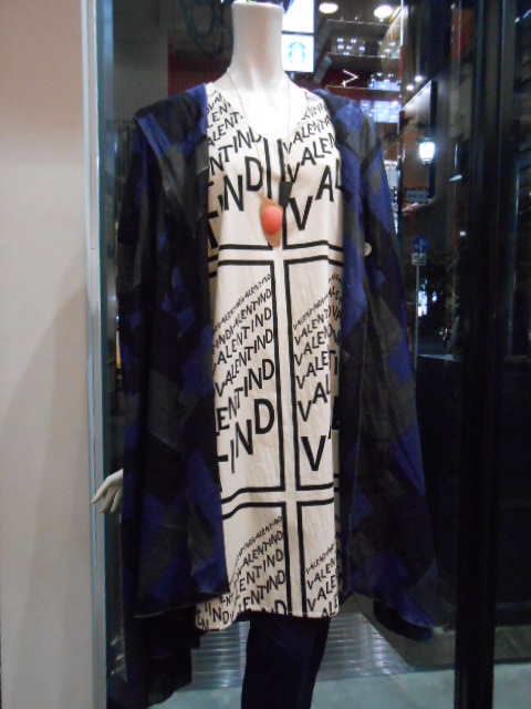 Fashionvillage Shopblog ファッションヴィレッヂ ショップブログ 新作 英文字プリントチュニック